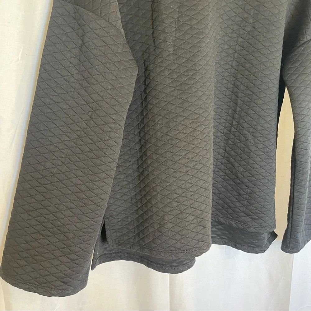 DAILY THREAD Women’s Black Wide Sleeve Quilted Sweatshirt Turtleneck Size Small - Picture 3 of 14